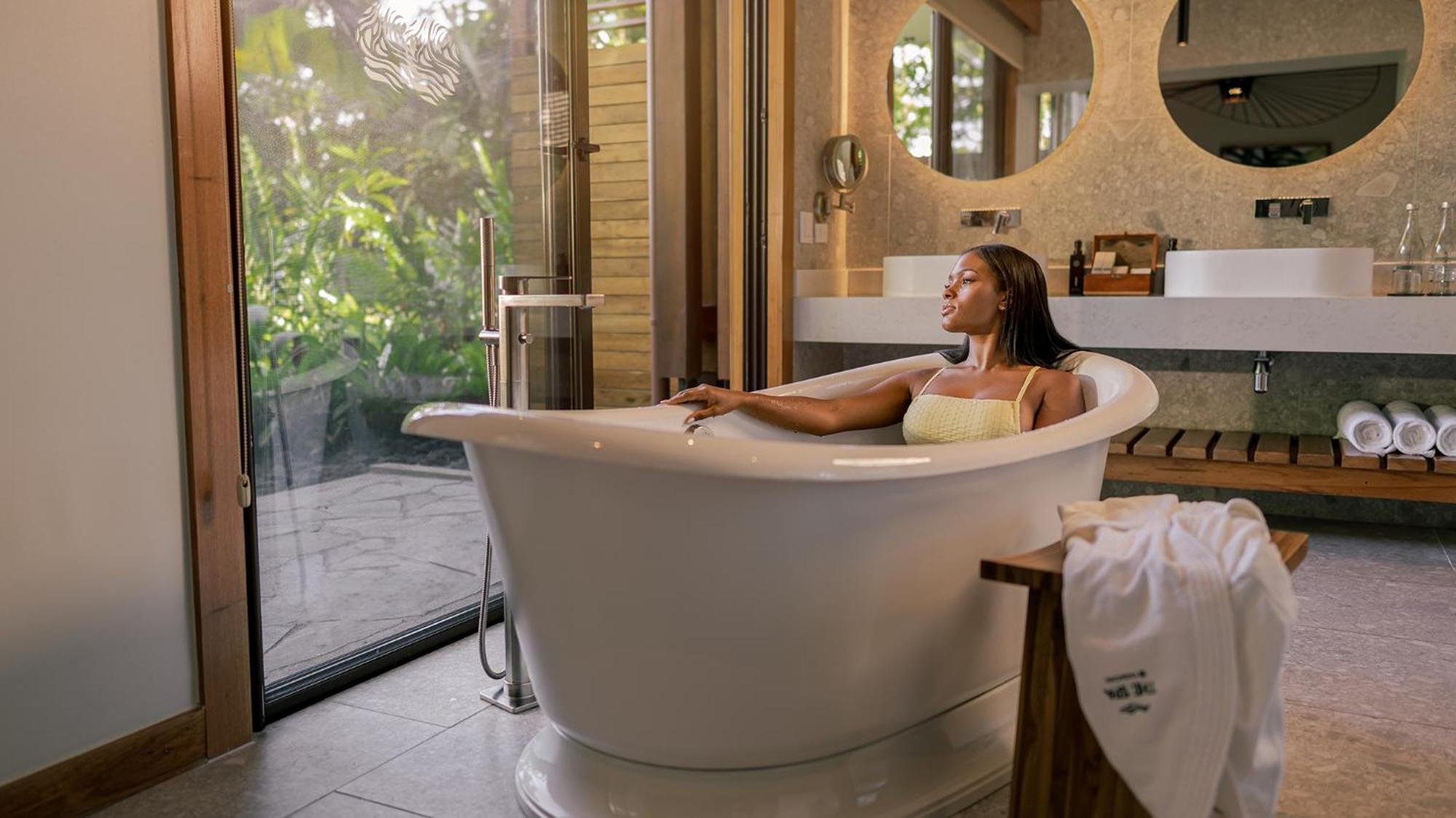 Rainforest King Bed